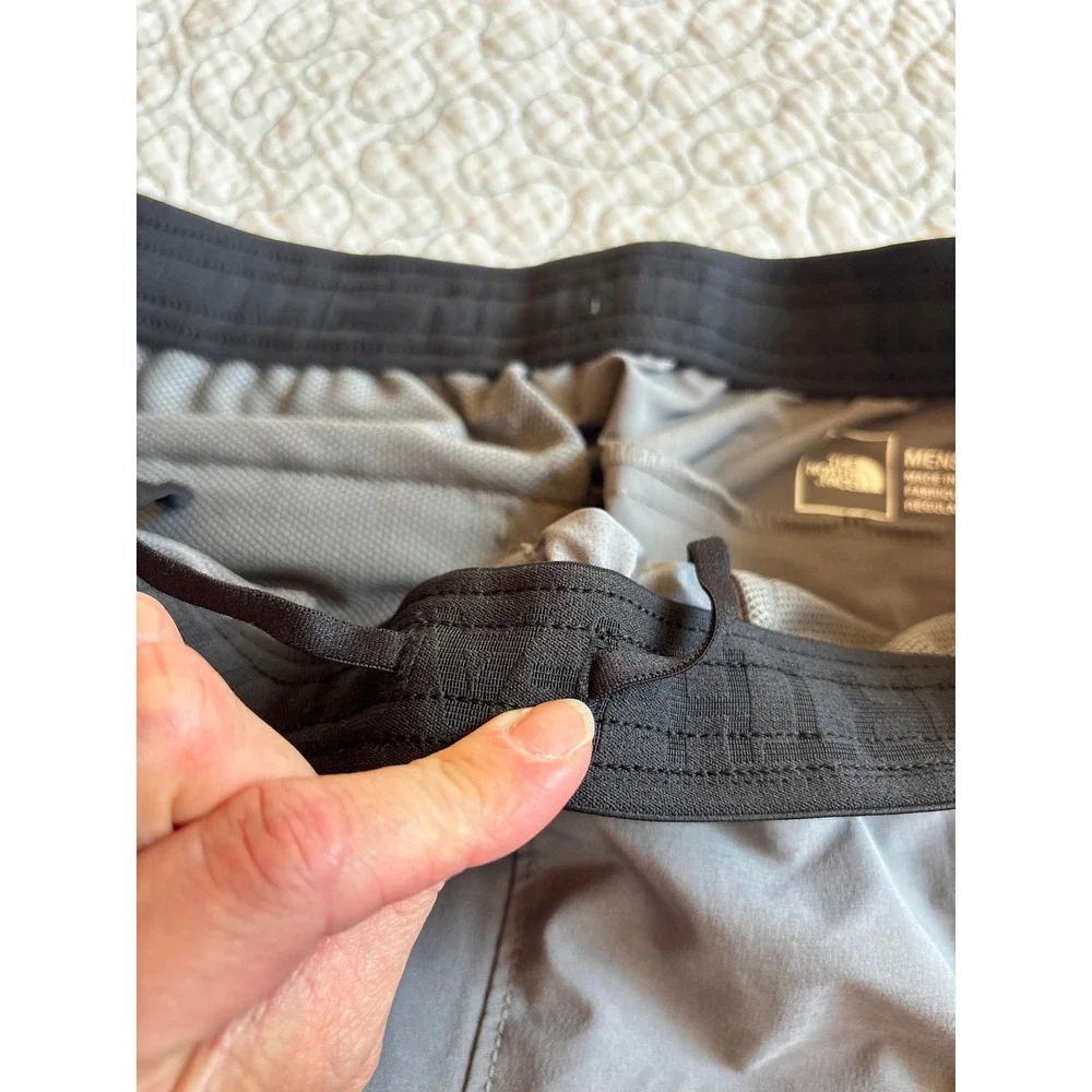 The North Face Mens Wander Short 2.0 Smoked Pearl Grey Size Small